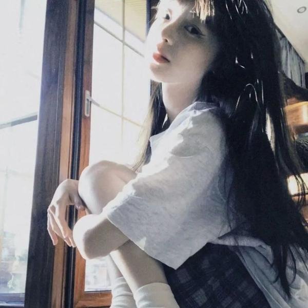 生活艰难所以快乐